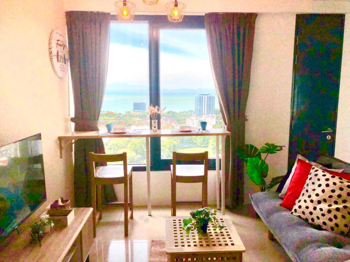 Tropicana 218 Macalister Netflix Unit By Blue Sky Holidays George Town Dış mekan fotoğraf