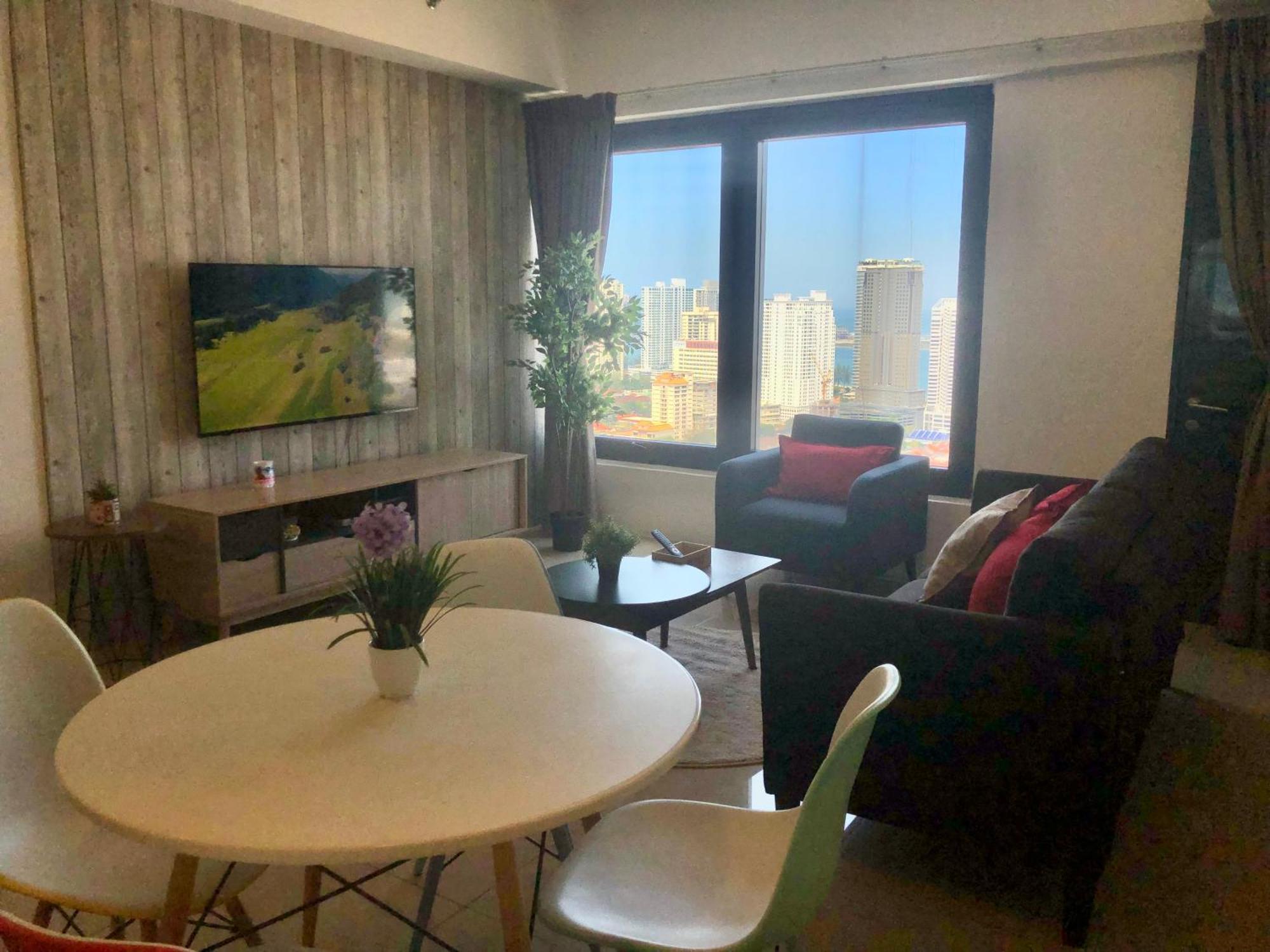 Tropicana 218 Macalister Netflix Unit By Blue Sky Holidays George Town Dış mekan fotoğraf